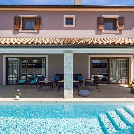 Villa Roma Near Pula For 6 People With Private Pool Jadreski Exterior photo